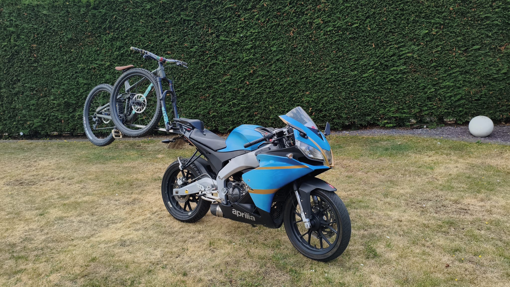 Bike/Bicycle Carrier for Motorbike - Aprilia RS125 / RSV4 125 WingAero